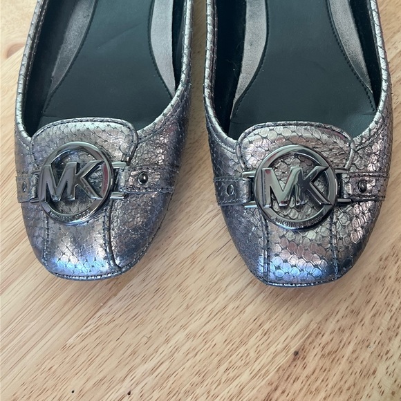 MICHAEL KORS Fulton Embossed Leather Moccasins - Picture 5 of 8